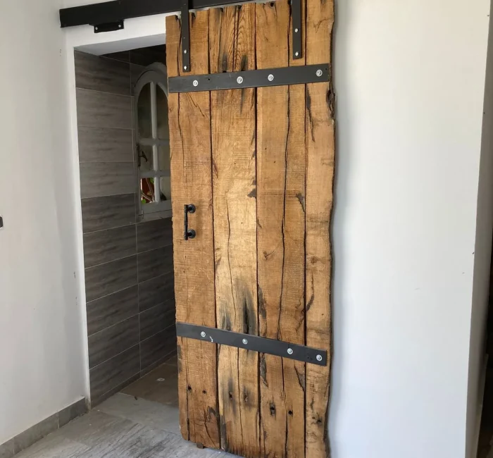 sliding barn door